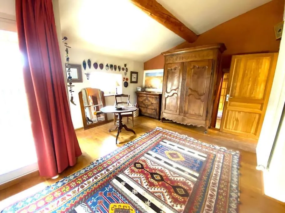 Holiday home Maison 8 A 10P, Piscine, Parc, Campagne Sans Voisin En Drome Provencale Felines-sur-Rimandoule