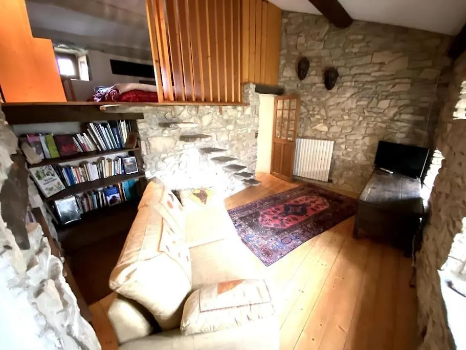 Maison 8 A 10P, Piscine, Parc, Campagne Sans Voisin En Drome Provencale Felines-sur-Rimandoule 0*,